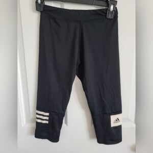 Adidas Girls Black Cream Ultrasoft Performance Capri Leggings Size Medium 10/12